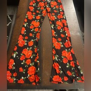Bella berry lightweight rose pants size 2xl NWT